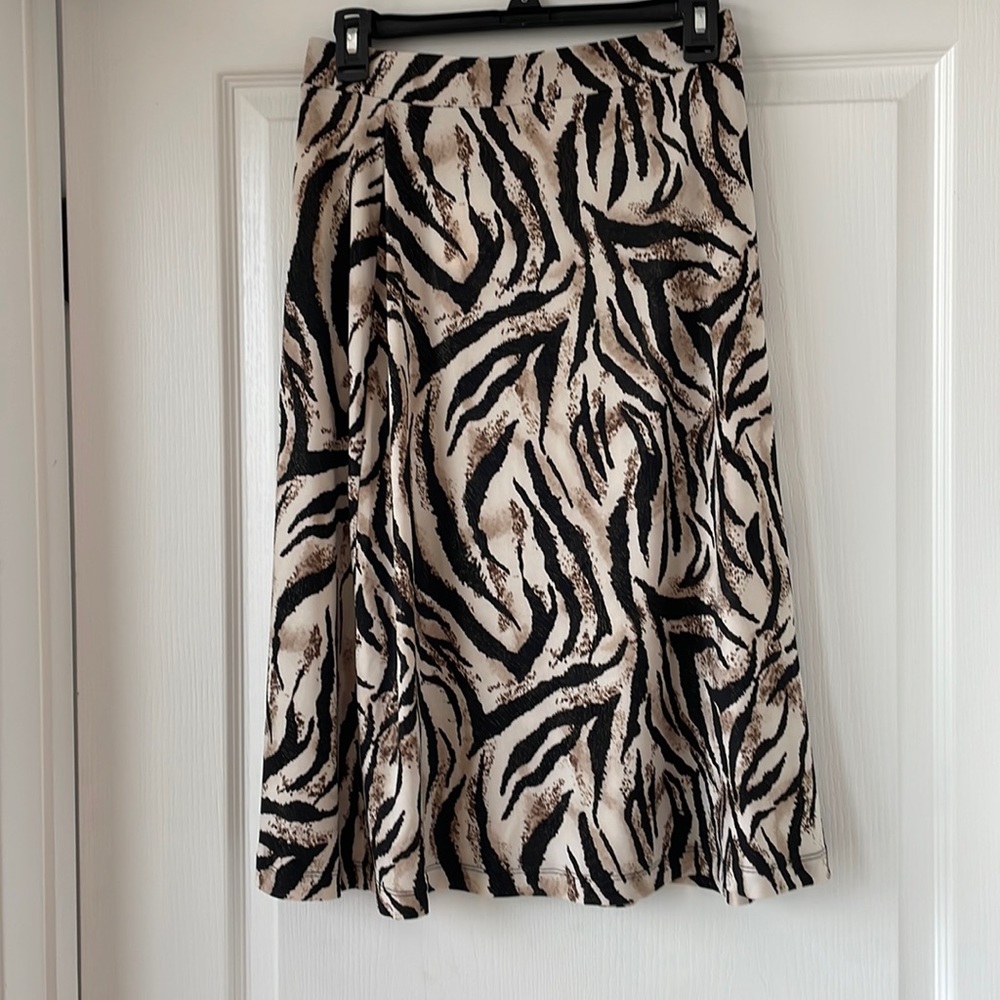 NWT - Kasper Mink Print Pull on Skirt PS